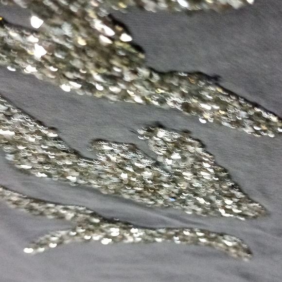 H&M SUPER COOL GRAPHICS!!..3D Sparkly Gemstone (YEAH) Tee!! - Picture 4 of 4